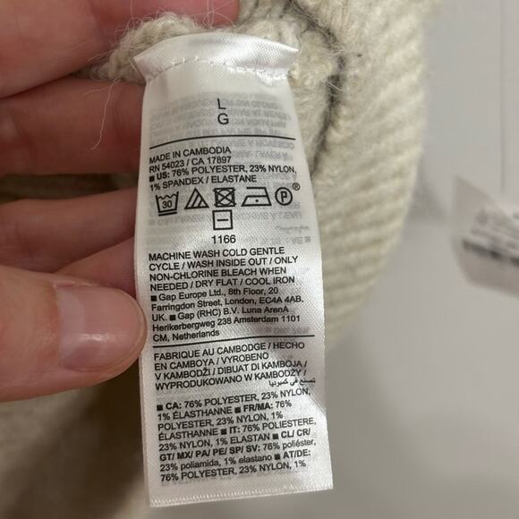 NWT Old Navy Sleeveless Cropped Cozy Plush-Yarn Cable-Knit Turtleneck Sweater L - Picture 8 of 9